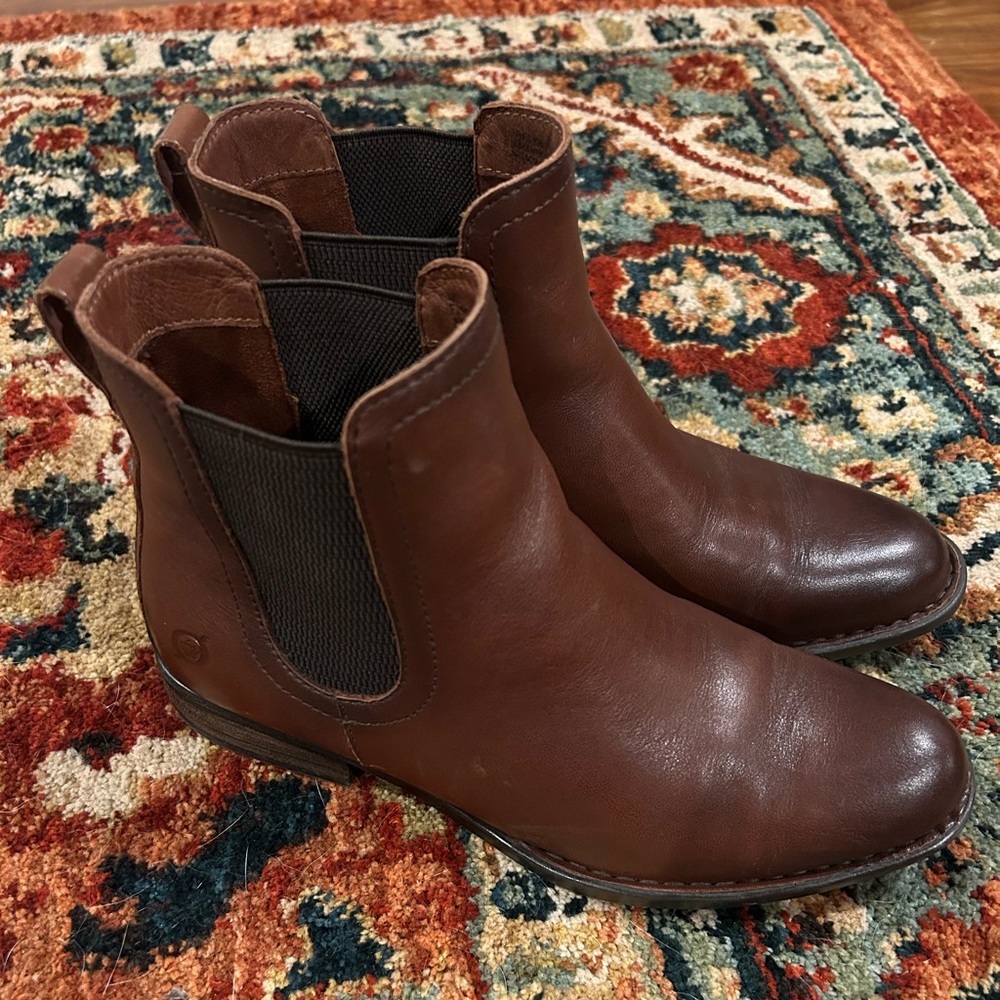 Born Cove Chelsea boots, chestnut